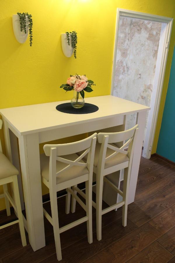 Oh La La Apartment Old Town Ρόβινι Εξωτερικό φωτογραφία